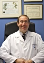 Dr. Neil Kirschen, anesthesiologist at Pain Management Center of Long Island